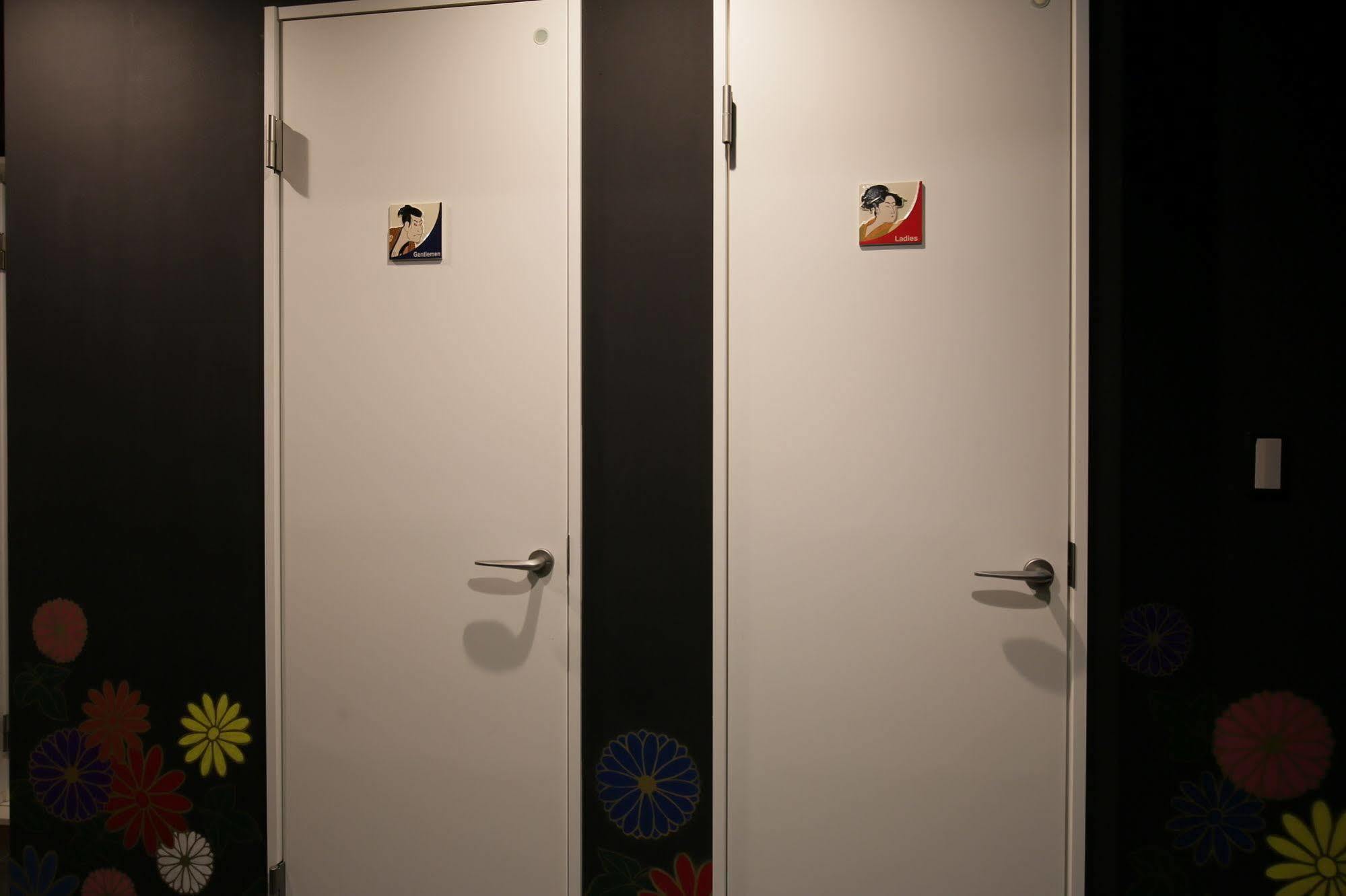 Samurais Hostel Ikebukuro Tokio Exterior foto